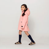 Gosoaky 'Sleeping Pigeon' kinderjas in evening pink, waterdicht met afneembare capuchon. | Ontdek Gosoaky bij Little Fashion Addict