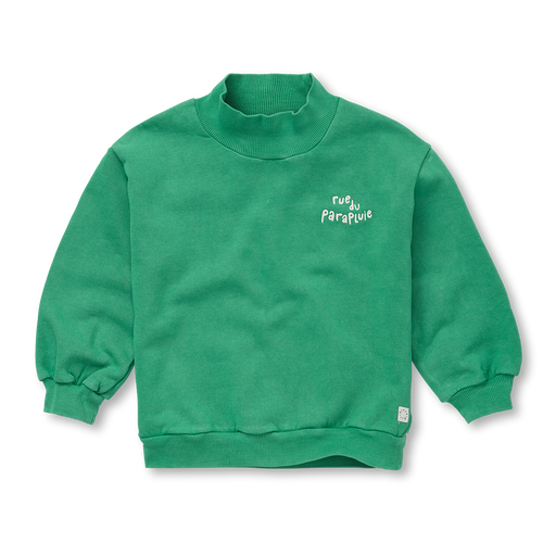 Sweatshirt Turtle Neck Evergreen met Rue du Parapluie print van Sproet & Sprout | Verkrijgbaar voor jongens van 4 tot 10 jaar bij Little Fashion Addict