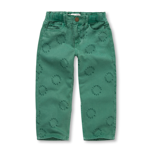 Denim broek voor meisjes in diepgroene kleur met cirkelvormige 'Sproet & Sprout' tekst en knoopsluiting | Verkrijgbaar bij Little Fashion Addict